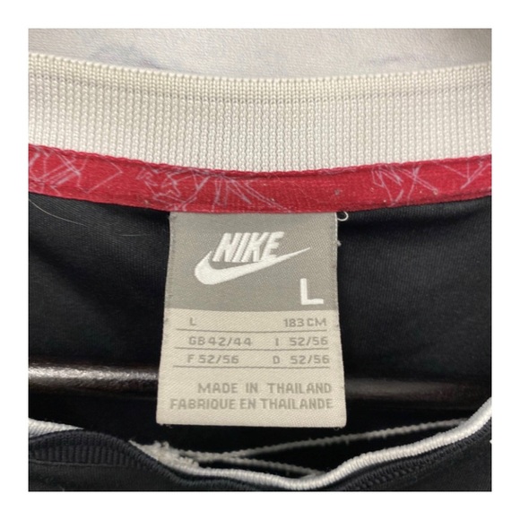 👗3/$50👗 Nike Air Unique Design tshirt Large Black - Picture 3 of 4